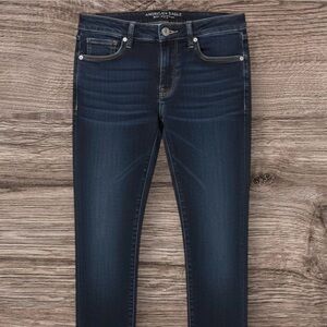American Eagle Outfitters Dark Wash Denim Jeans Size 6 Long 30” Waist